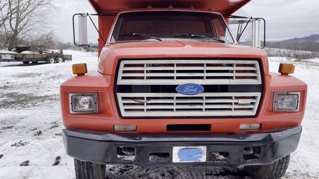 My 1986 Ford F600 Dump and Grain Truck смотреть онлайн