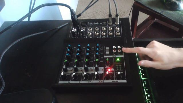 Mackie Mix8 Mixer First Look! смотреть онлайн