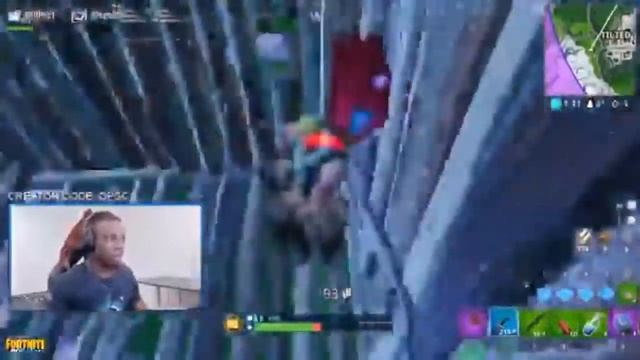 Streamers react to new skin in the item shop смотреть онлайн