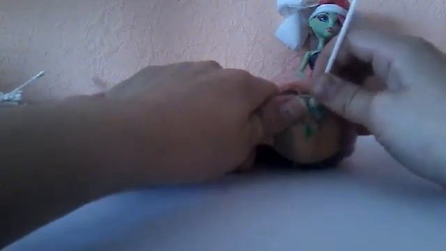 Как стереть мейк кукле смотреть онлайн