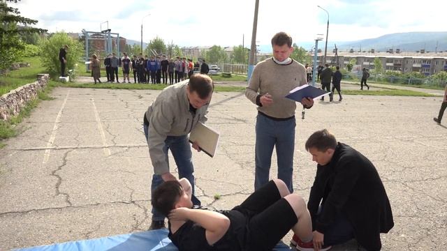 Студенты института водного транспорта провели сегодня зачётные соревнования по пяти видам спорта. смотреть онлайн