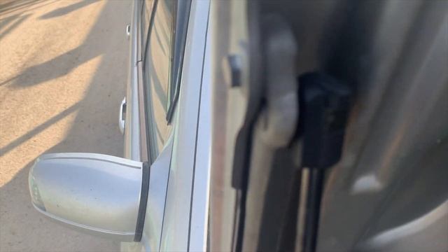 Mercedes Benz w210 replacement gas shock lift on hood Meyle замена торсионов капота Meyle смотреть онлайн