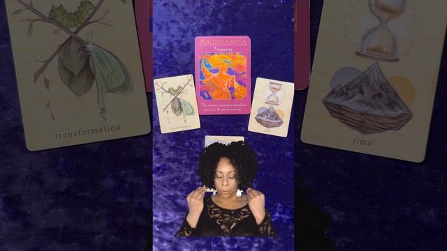 THERE'S A SPECIAL MESSAGE FOR YOU WITHIN! ? TAROT ORACLE READING смотреть онлайн