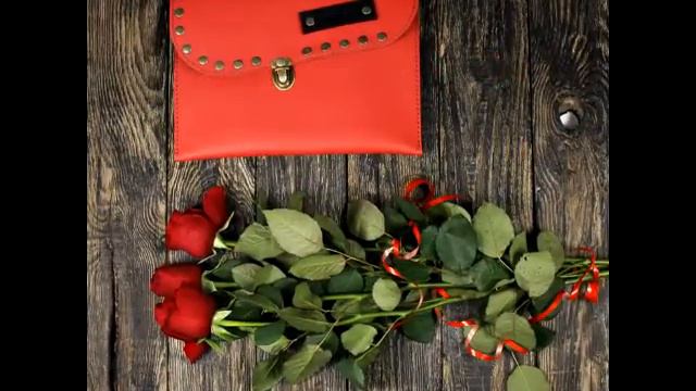 Клатч Краков с лепестками роз BYCKOVSKI смотреть онлайн