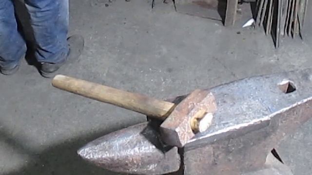 Ковка клинка из стали х12мф с пояснениями. Начало. смотреть онлайн