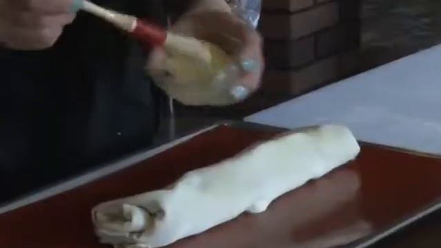 08 ЯБЛОЧНЫЙ ШТРУДЕЛЬ смотреть онлайн
