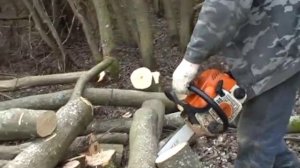 Заготовка дров на зиму в деревне