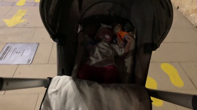 Vlog. Влог кукла реборн вечерняя прогулка по Алькосебре, Испания #реборн смотреть онлайн