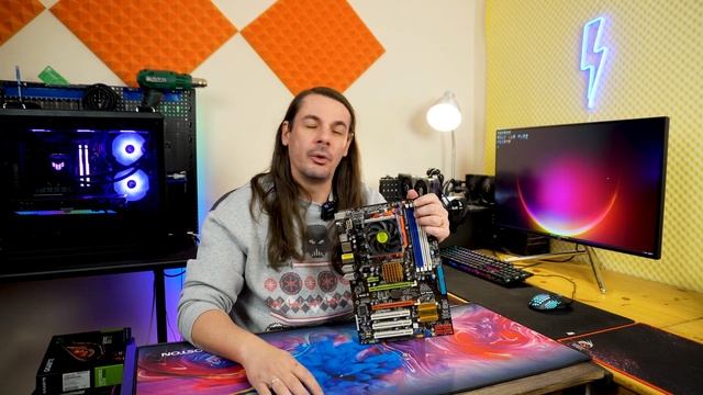 Crezi ca ai idee ce este un BOTTLENECK?? Phenom II X6 1090T testat in 2024 смотреть онлайн