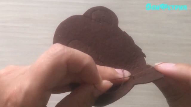 Как правильно спрятать нитки, узелки в шитье из фетра в развивающих книжках МК смотреть онлайн