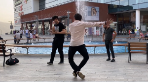 Чеченец И Аварцы Танцуют Супер Круто В Торговом Центре Тбилиси 2022 Лезгинка Шибаба Риба ALISHKA