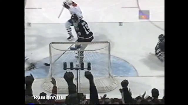 Vladimir Malakhov scores vs Blackhawks (27 oct 1997) смотреть онлайн