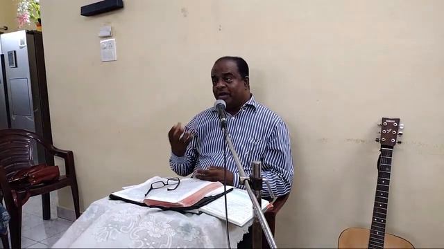 నీ తండ్రిని నీ తల్లిని సన్మానించుము. నిర్గమ 20:12 Honor your father and your mother. Exodus 20:12 смотреть онлайн