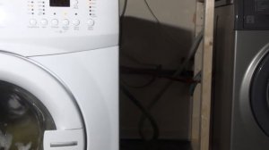 Lab Test : single item test with transit bolts in washing machine.