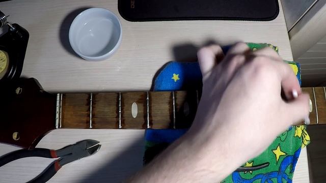 MUSIMA 1653 - 1960's DDR guitar restoration [Pt.2] смотреть онлайн