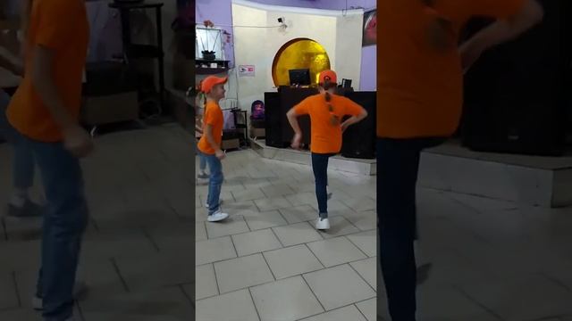 Танцевальная разминка. смотреть онлайн