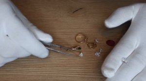 Фианит - это драгоценный камень или нет