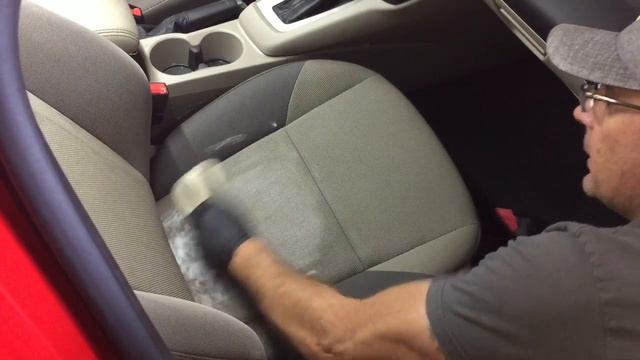 An Impressive, Economical Foam Carpet and Fabric Cleaner and Spot Remover!!! (409 Spot and Stain) смотреть онлайн
