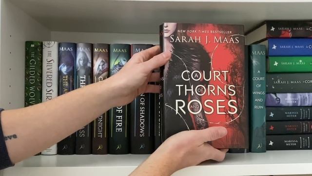 BOOKSHELF TOUR 2021 ✨ смотреть онлайн