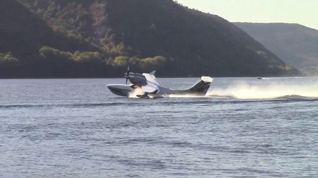 Pilot From Canada And L 45 Seabear Amphibian
