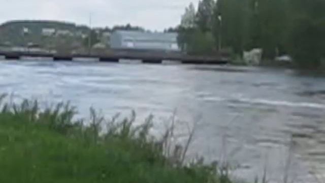 МОСТ К Ж/Д ВОКЗАЛУ НИЖНЯЯ ТУРА 08.06.2013 смотреть онлайн