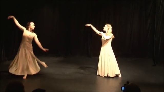 Театр танца "Dance-o-Dora". Шнитке. Менуэт "Ostinato" смотреть онлайн