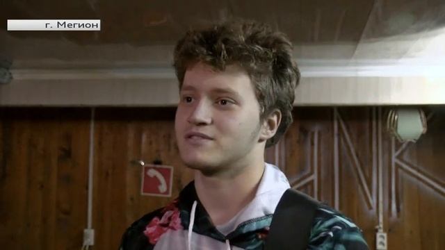 Будущие рок-звёзды из Мегиона пригласили на свою репетицию в… гараже смотреть онлайн