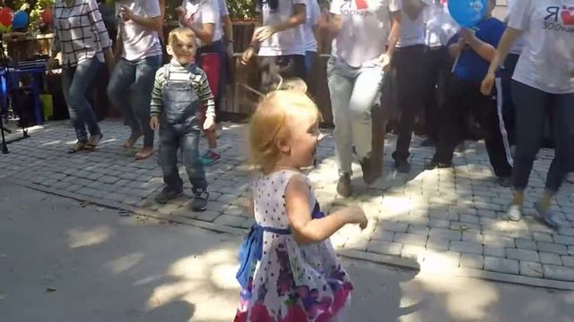 В зоопарке смотреть онлайн