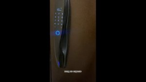 Установка умного замка во входную дверь.