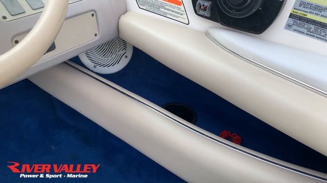 1996 Sea Ray 210BR Walkthrough смотреть онлайн