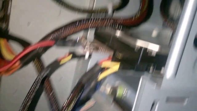 Как подключить старый IDE жёсткий диск к новым материнским платам SATA смотреть онлайн