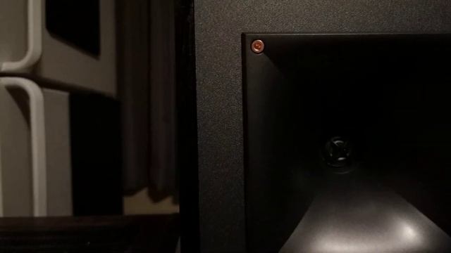 Klipsch r51m and r820f Demo смотреть онлайн