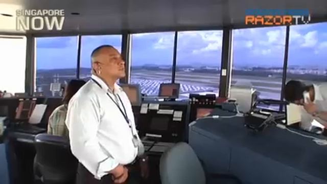 Inside Changi's air control tower (Air traffic controllers Pt 1) смотреть онлайн