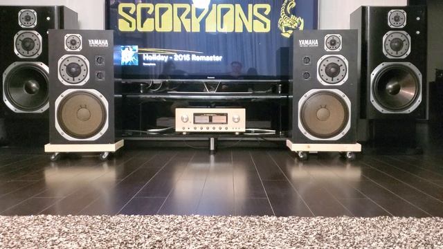 Luxman L505s & Yamaha NS1000M смотреть онлайн