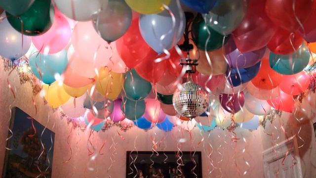 Почему нельзя поздравлять заранее Раньше времени не праздновать смотреть онлайн