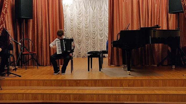 Школьный концерт "Здравствуй, зима!" отделение народных инструментов 01.12.2021 смотреть онлайн