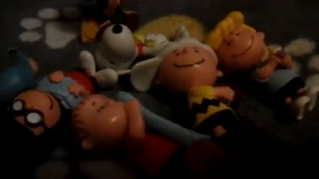 MinionFan1024's Peanuts: It's Memorial Day, Charlie Brown! смотреть онлайн