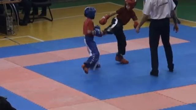 M2U01358 ЛАЙТ 24.10.15 Чемпионат и Первенство Республики Крым по кикбоксингу WAKO смотреть онлайн