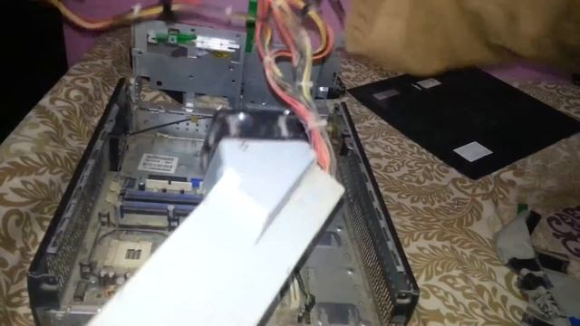Opening Pentium 4 computer completely Part 1 Urdu/Hindi смотреть онлайн