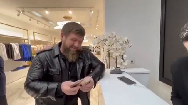 Чутьëм забрать деньги, наличные щупальца быстрый выход на реке потоков денег большие деньги реальн смотреть онлайн