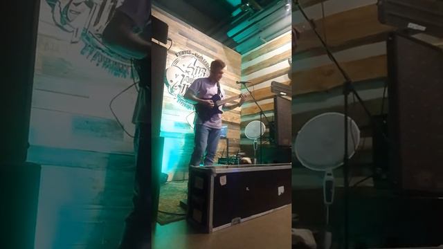 Anacondaz - Сядь мне на лицо на гитаре. Илья Погребняк Анакондаз, Заточка Playthrough guitar смотреть онлайн