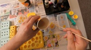 как сделать искусственый янтарь в домашних  условиях заливка силиконовых форм