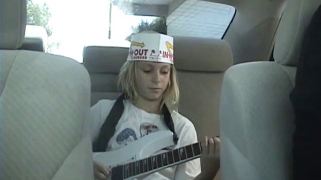 Shred This lll Entry - 10 year old Slimer at IN-N-OUT Burger смотреть онлайн