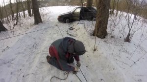 Полиспаст, вытащили машину из сугроба.