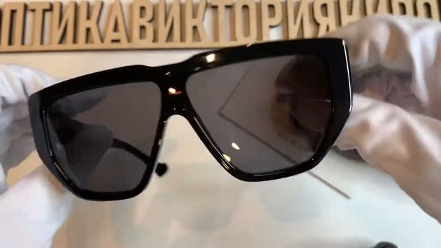 Очки солнцезащитные 0997 SG 002 Gucci с футляром смотреть онлайн
