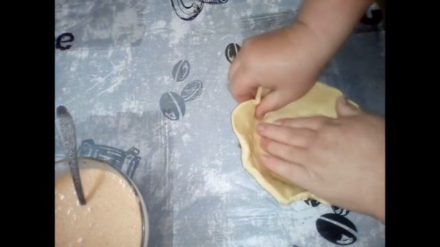 Корзиночки с песочного теста с начинкой. смотреть онлайн