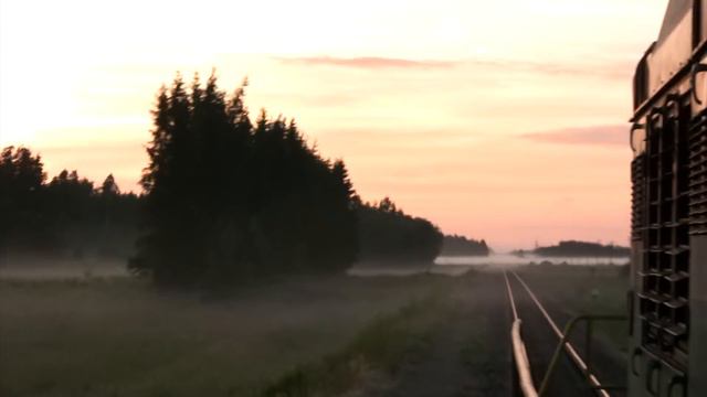 Железнодорожная вечерная романтика / Railway evening romance смотреть онлайн