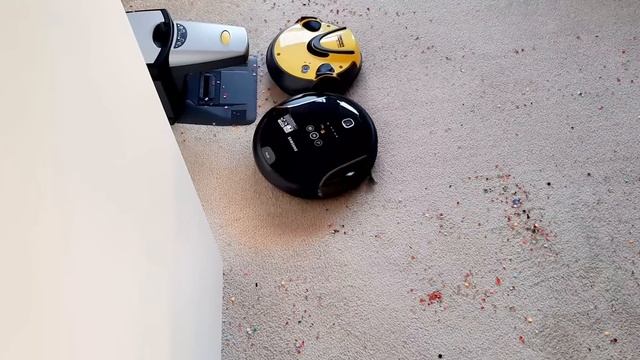 RoboVac Party#12: 2000's vs 2010's early Self-Empty Robots | Karcher RC3000 & Samsung SR8980 | LOT? смотреть онлайн