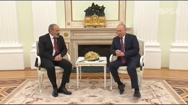 Большой друг Кремля Пашинян занимается легализацией Московского и Карсского договоров смотреть онлайн