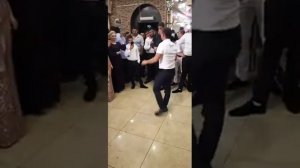 Цыганские танцы!? Цыгани танцуют ?г.Суджа.Свадьба Вани и Наташи!